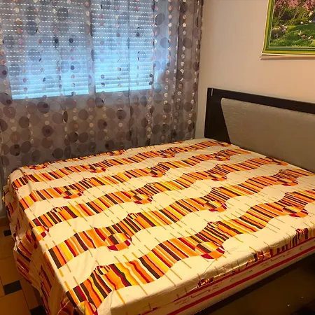 Struga Appartement Golem (Tirana)